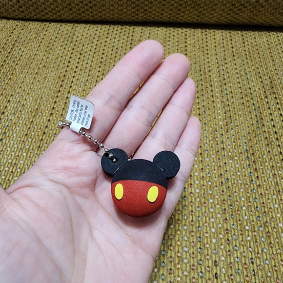 2/$10 3/$12 [NEW] Disney Mickey Mouse Keychain / Mickey Keychain Mickey Keycharm - Picture 2 of 3